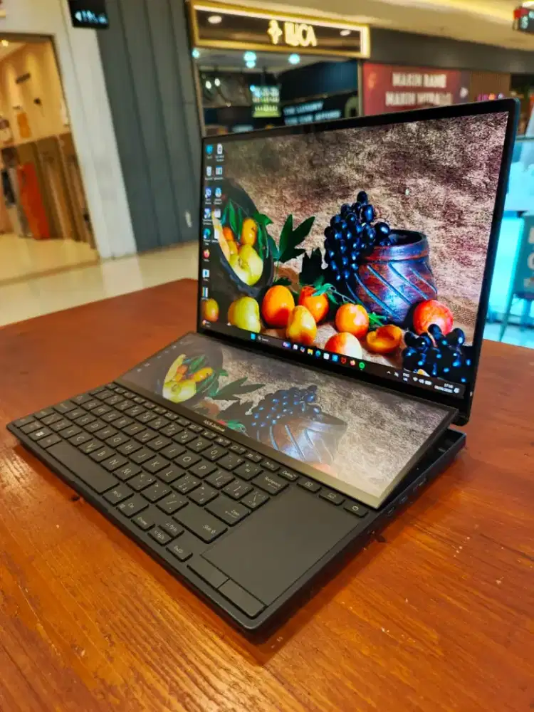 Asus ZenBook Duo Touchscreen - intel Core i7 12700H - RAM 16 GB