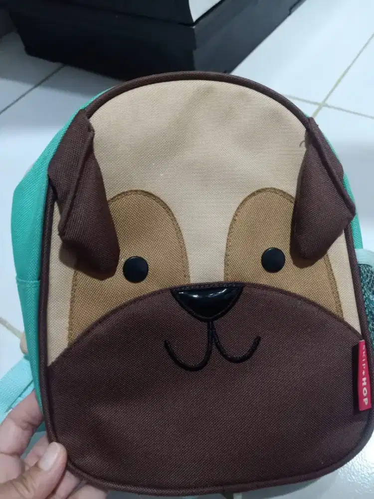 Tas ransel anak lak laki .