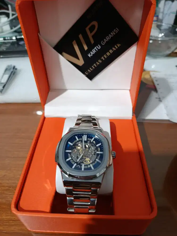 Jam tangan automatic