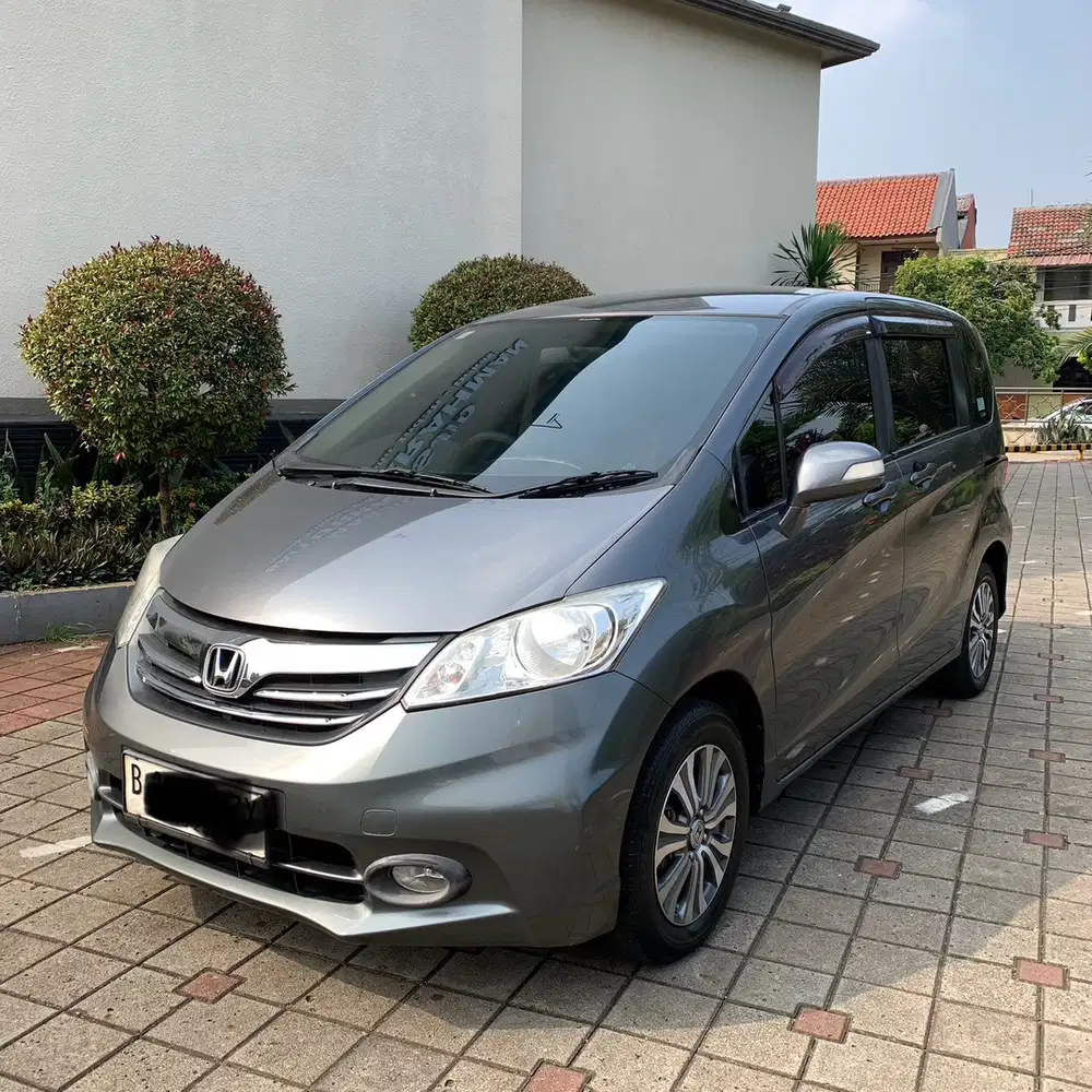 Honda Freed 2013 Bensin
