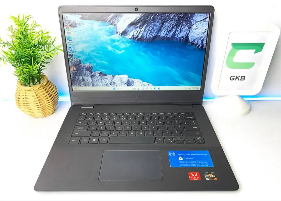 Laptop Dell Ryzen 7 Ram 8gb Ssd 512gb VGA 2gb Siap diajak Gaming desig
