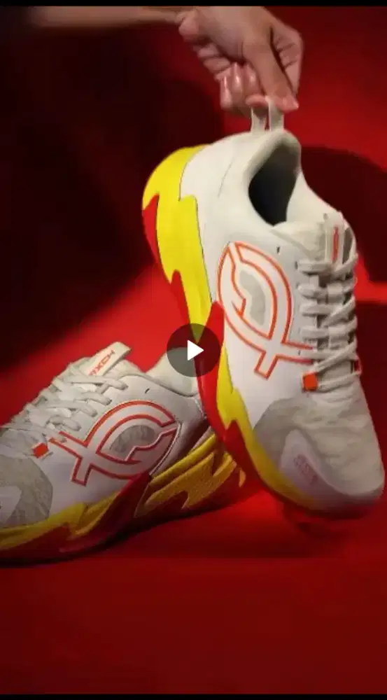 Sepatu voli fixch flames king of dribble