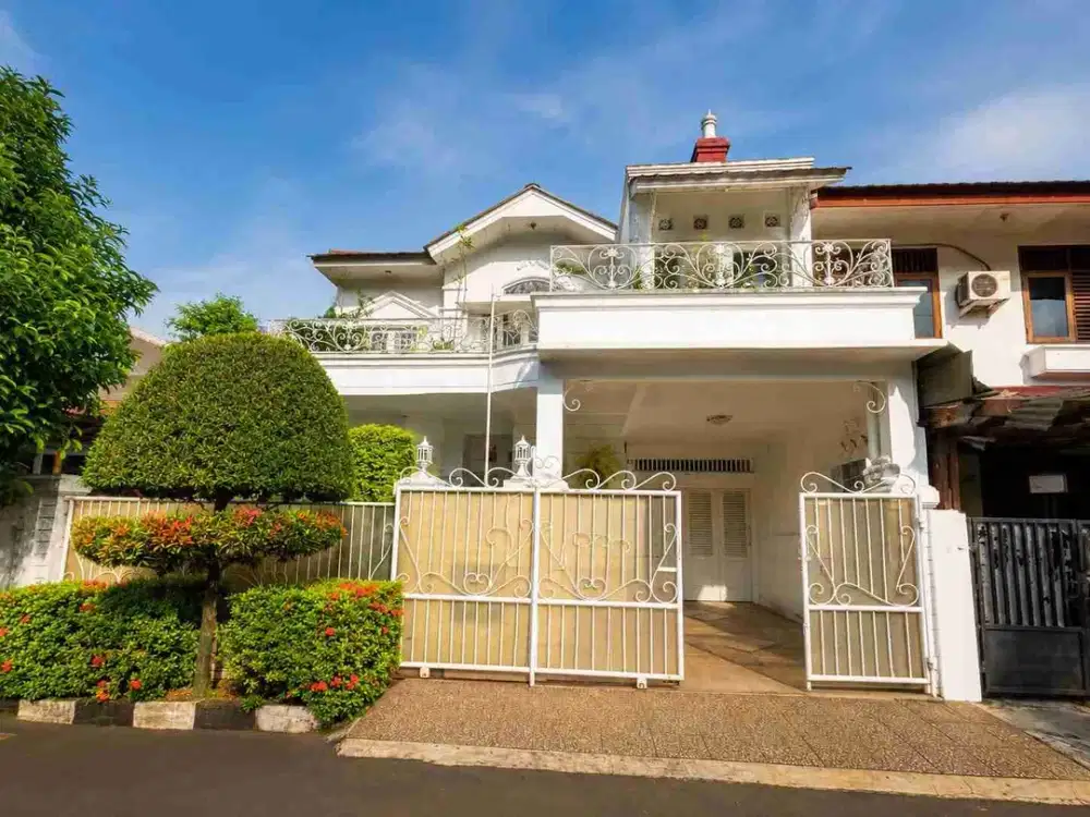 Rumah Cantik Harga Terbaik komplek Beji Depok