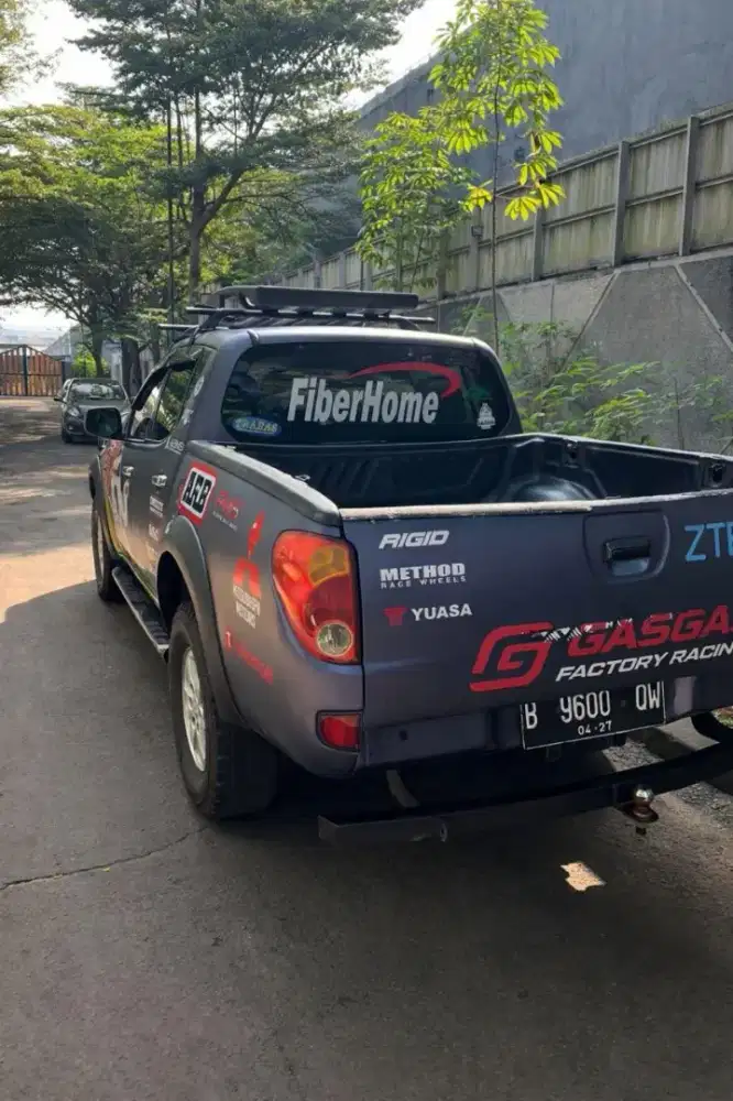 MITSUBISHI STRADA TRITON DOUBLE CABIN GLX 4×4 2008
