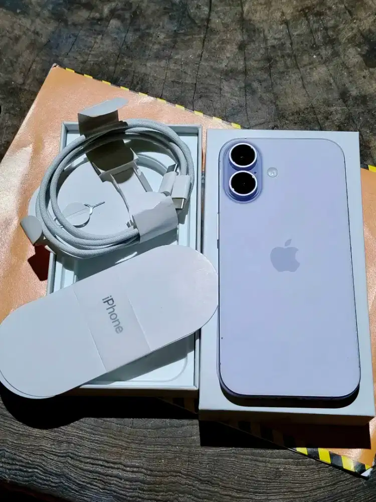 iPhone 17 256gb ibox Pa/a resmi indo komplit garansi aktif