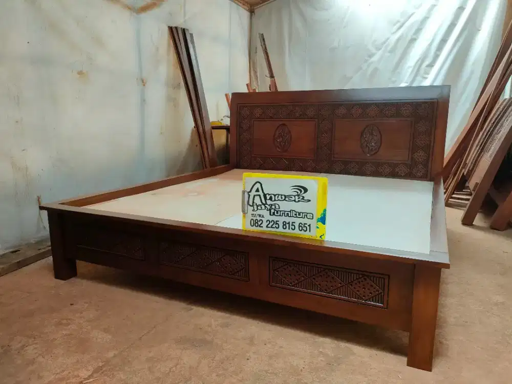 Tempat tidur minimalis full kayu jati