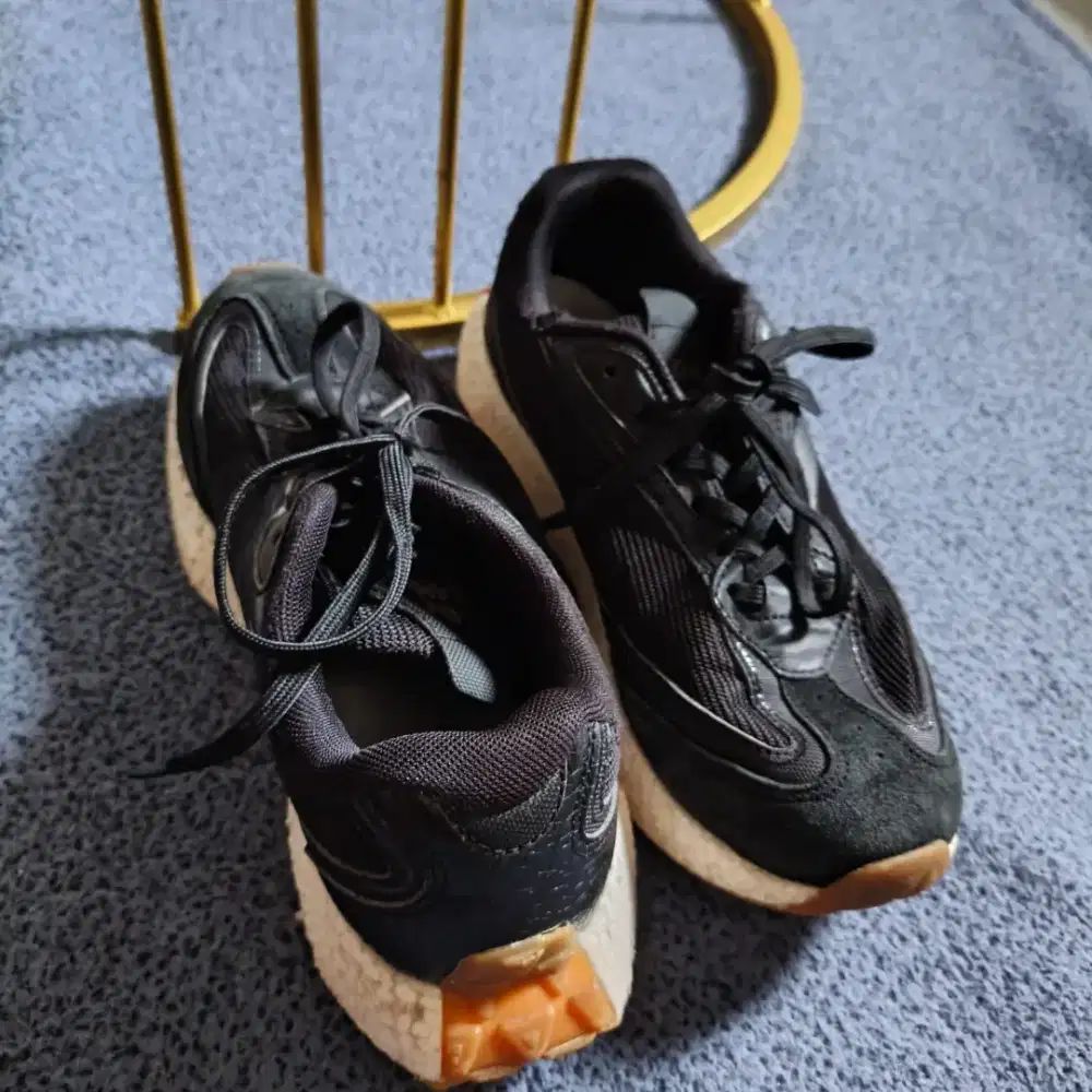 Kanky sepatu sekolah size 38