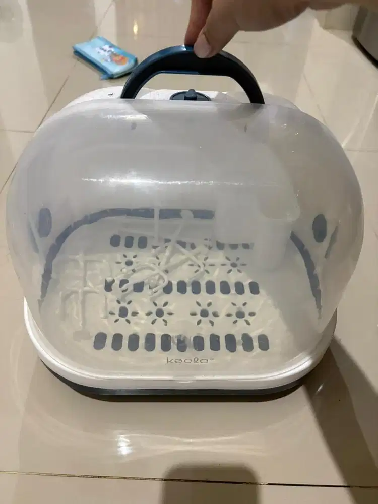 Rak pengering botol susu