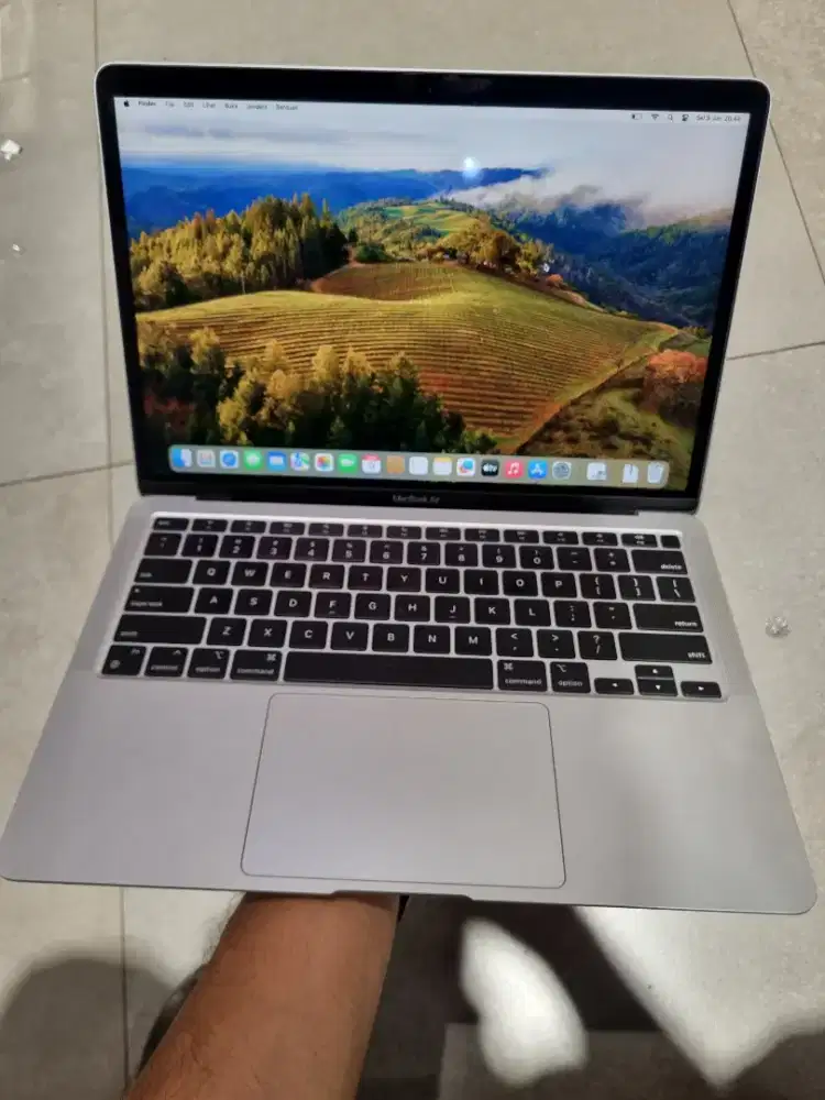Macbook Air M1 8/256GB