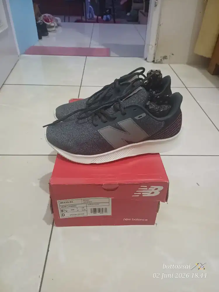 New Balance ME430LB3 sz 42