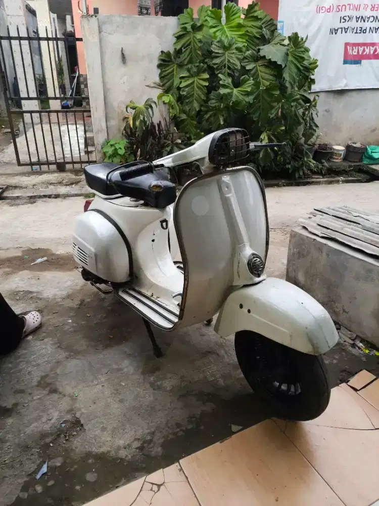 Vespa super istimewa