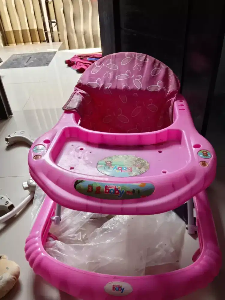 Jual siya fRee bubblewrap baby walker standyaart
