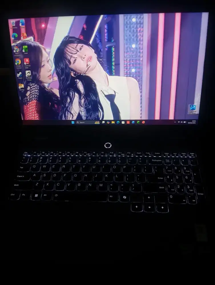 LENOVO LOQ IAX9