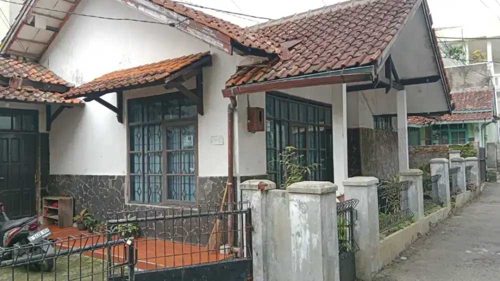 Dijual cepat rumah huni daerah pasir impun bandung timur