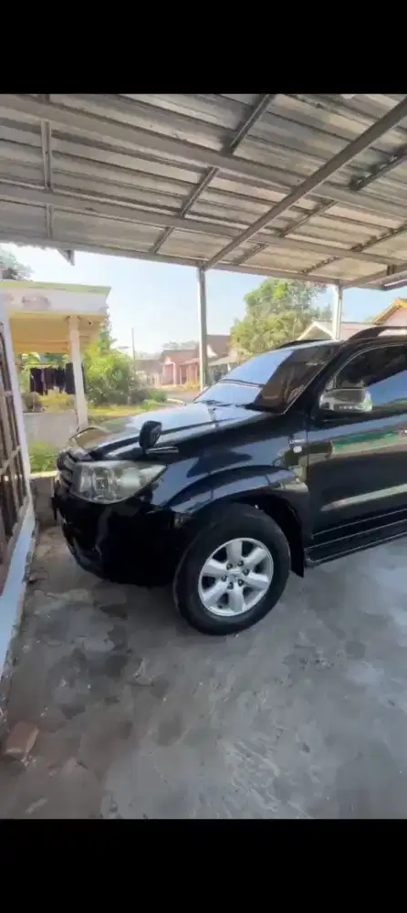 Dijual fortuner tahun 2009