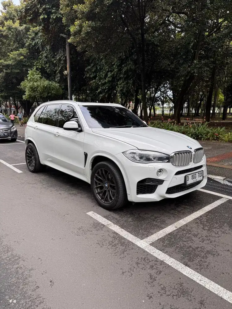 BMW X5 M 2015 F15 Putih