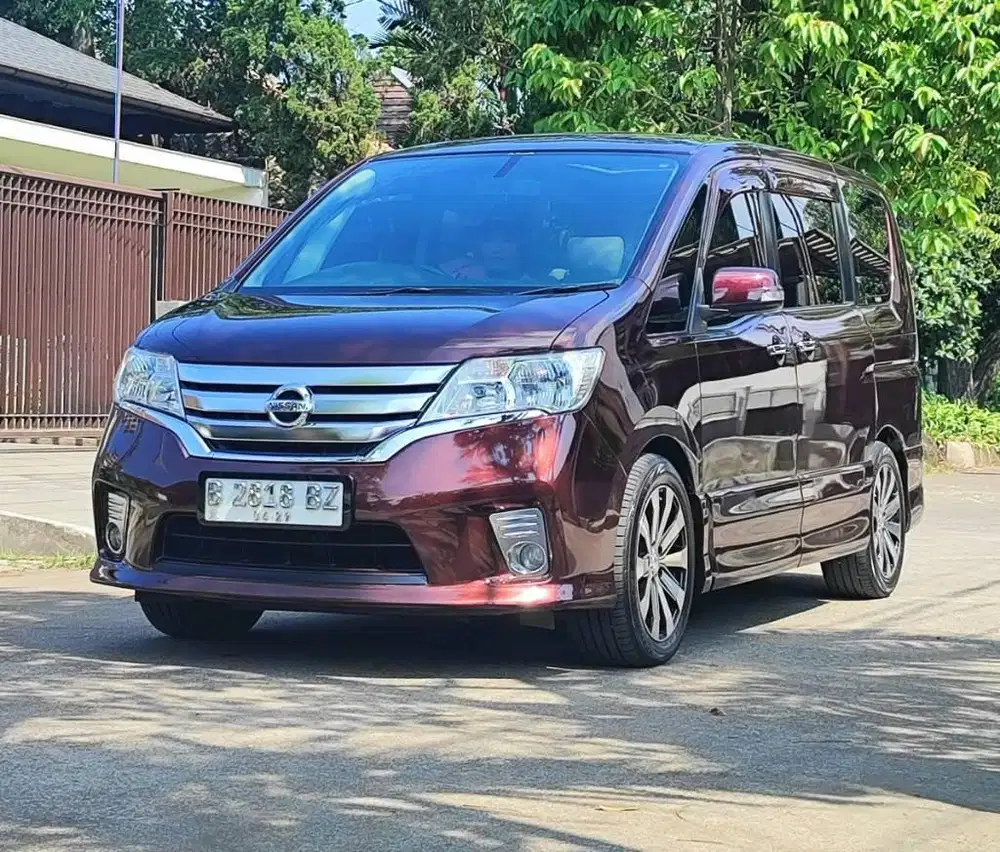 SERENA HWS PANORAMIC 2.0 AT 2013 LowKM 47rb RECORD ISTIMEWA, BANDUNG