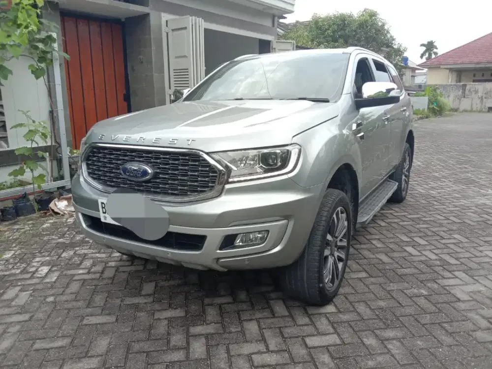 FORD EVEREST TITANIUM 2022 METIK SOLAR