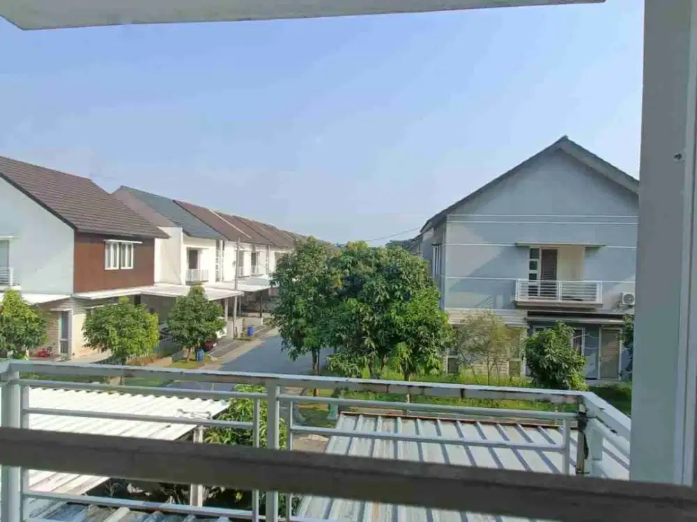 FOR RENT RUMAH 2 LANTAI TERJANGKAU