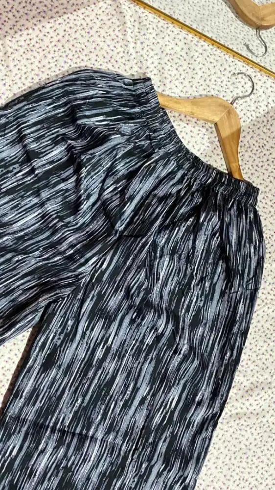 Celana Kulot katun motif kayu