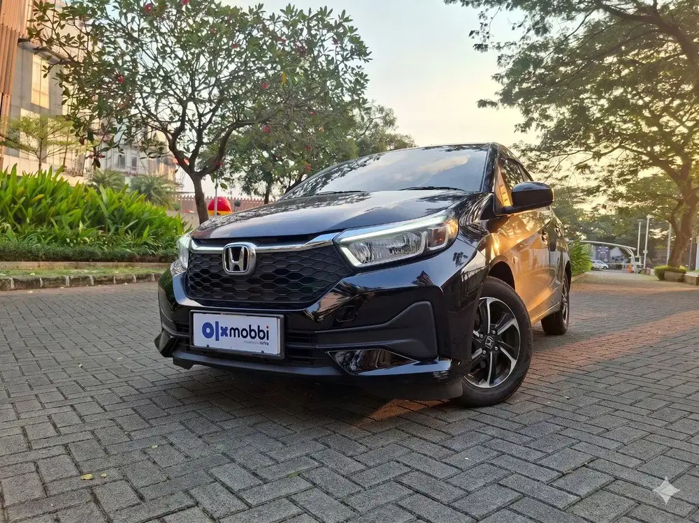 TDP 1 JUTA Honda Brio Satya 1.2 E Bensin-MT 2024 Hitam CZODB