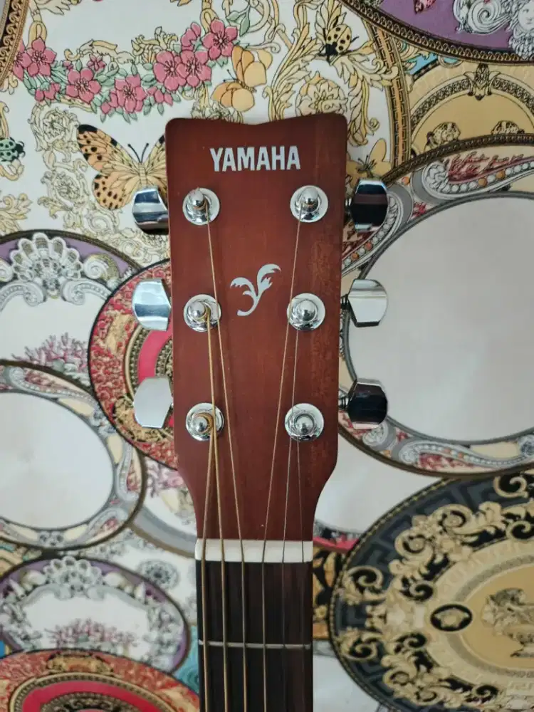gitar akustik yamaha F310,nego sampai jadi