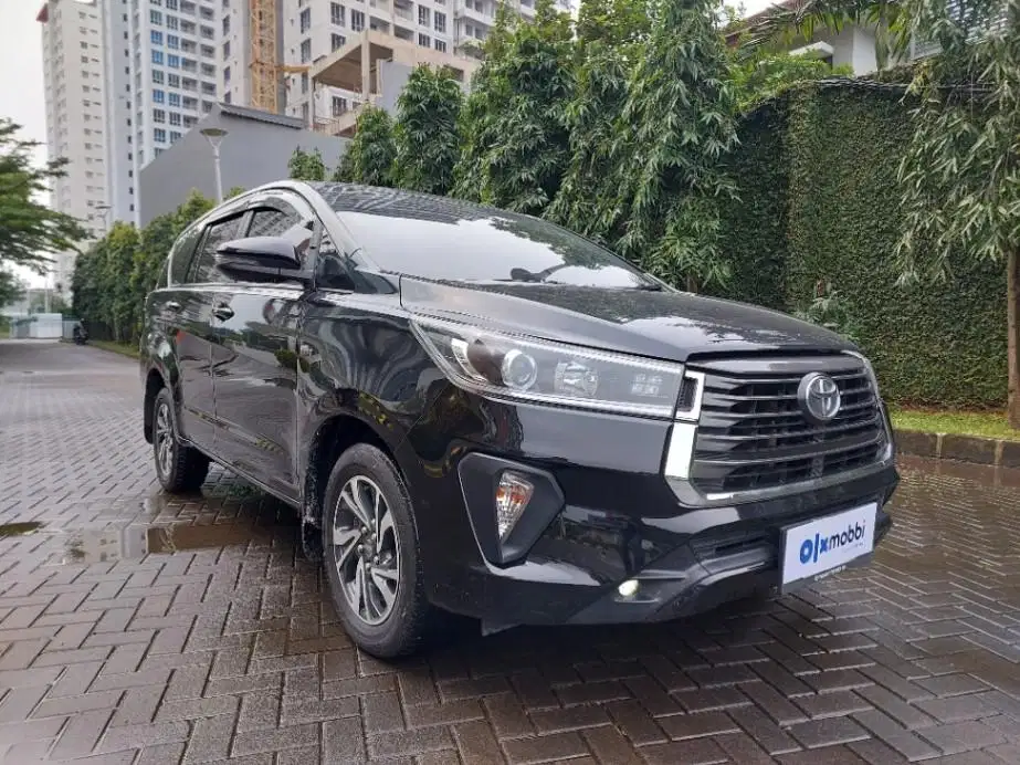 DP MURAH Toyota Kijang Innova 2.0 V Luxury Bensin-AT 2021 Hitam CSMPB