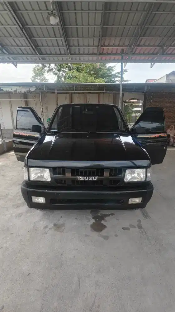JUAL ISUZU PHANTER