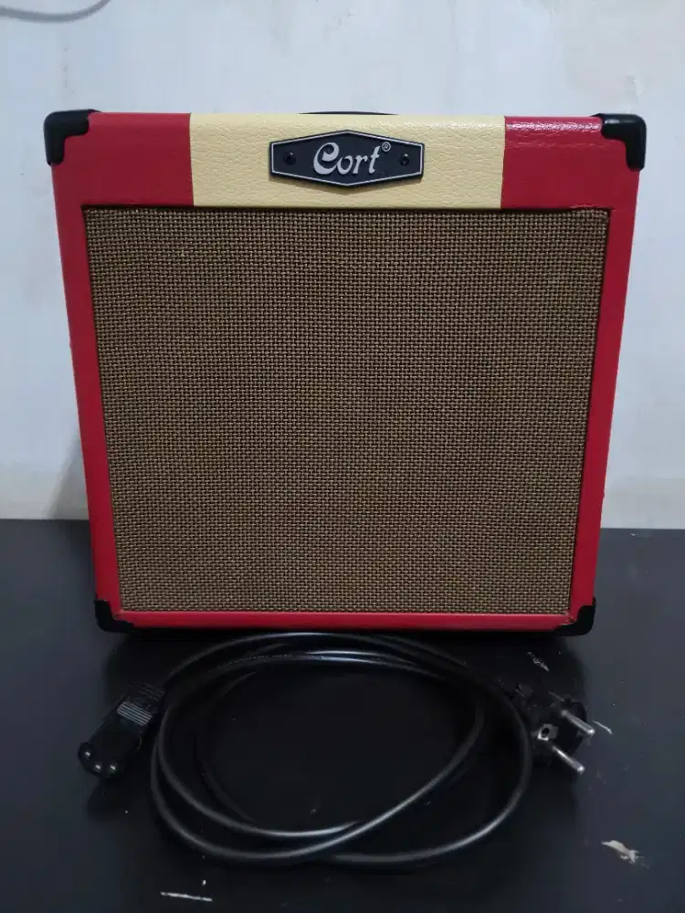 Ampli gitar cort cm15r original