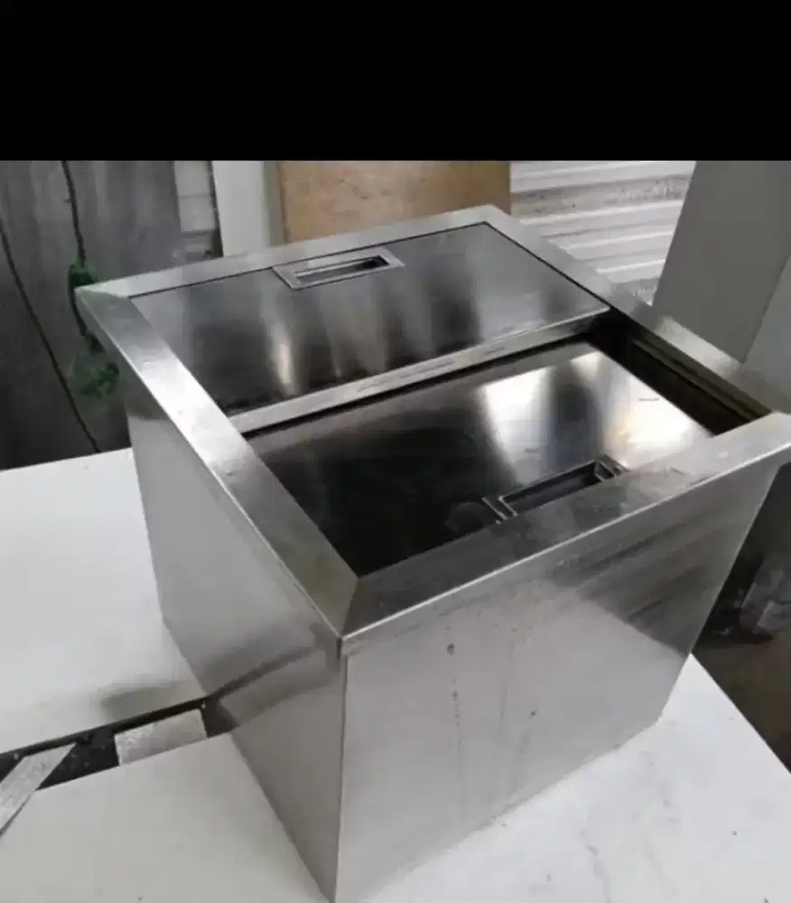 ICEbin TANAM tempat penyimpanan es/40x40x40/stainless HL 201 1mm