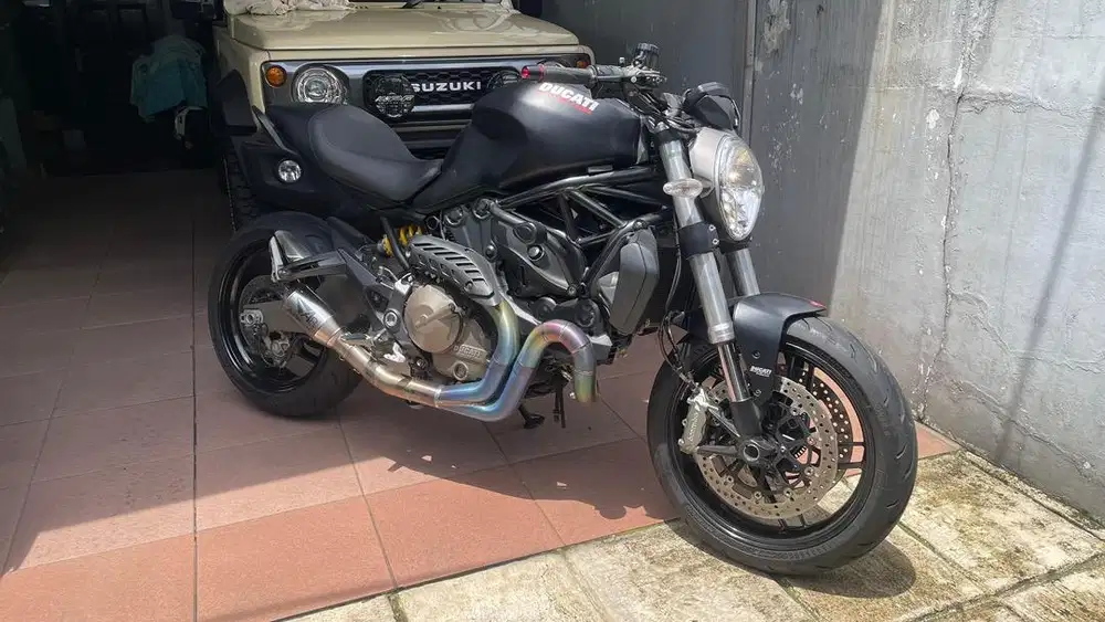Ducati Monster 821 2016 FULLPAPER FULL PAPERLOW KM