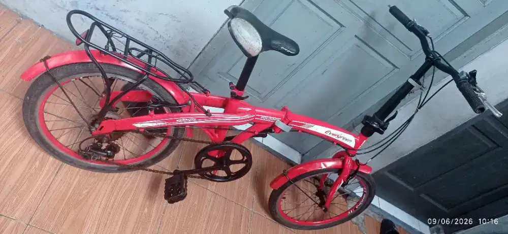 DI JUAL SEPEDA LIPAT MERK EVERGREEN UK 20