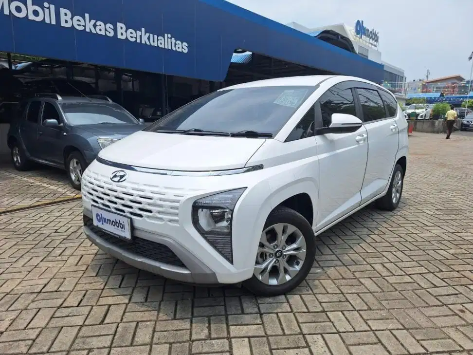 LOW DP Hyundai Stargazer 1.5 Trend Bensin-AT 2023 CIF