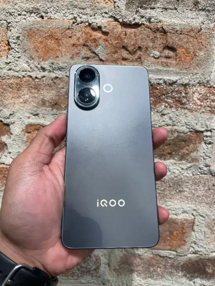 IQOO Z10R 5G like new