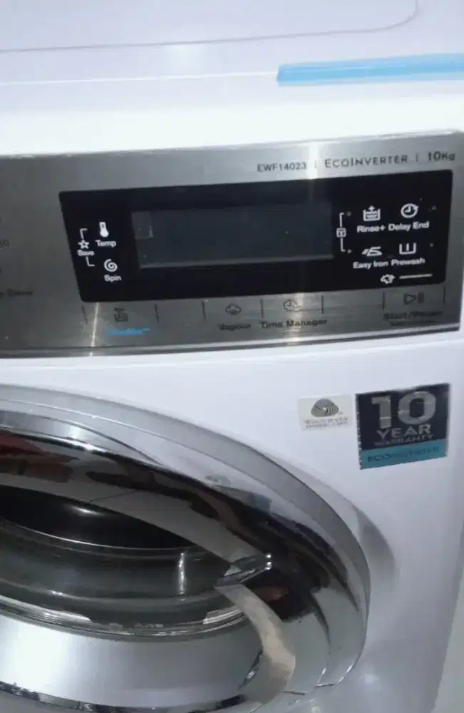 Jual Bu mesin cuci frontloading Electrolux 10kg,model baru touchscreen