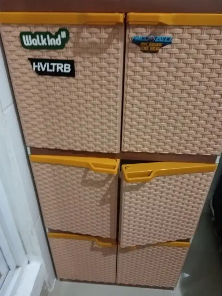 Lemari plastik , bisa nego