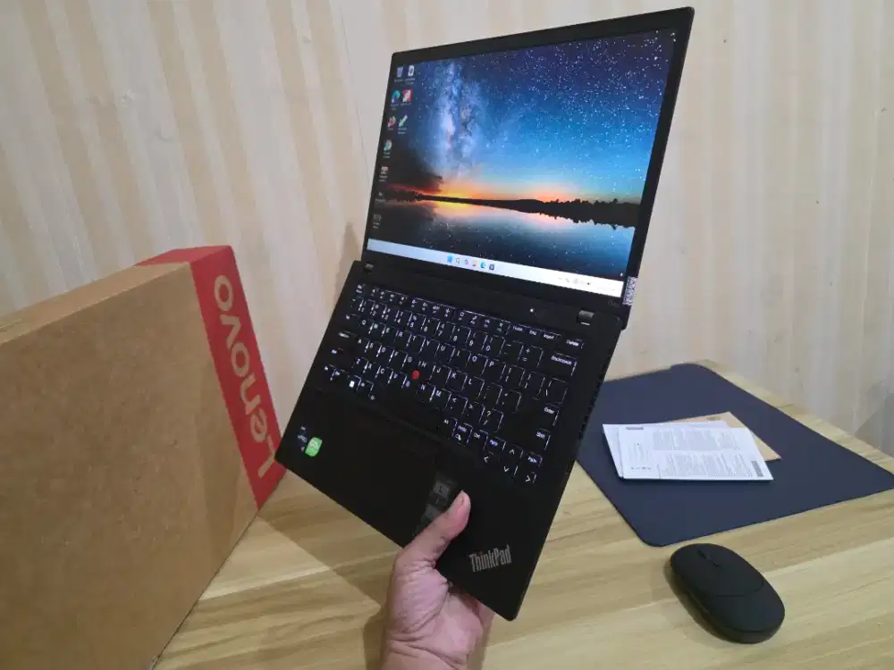 Laptop Thinkpad T14S i7 Ram 32gb Touch mrp XPS zenbook X1 carbon hp