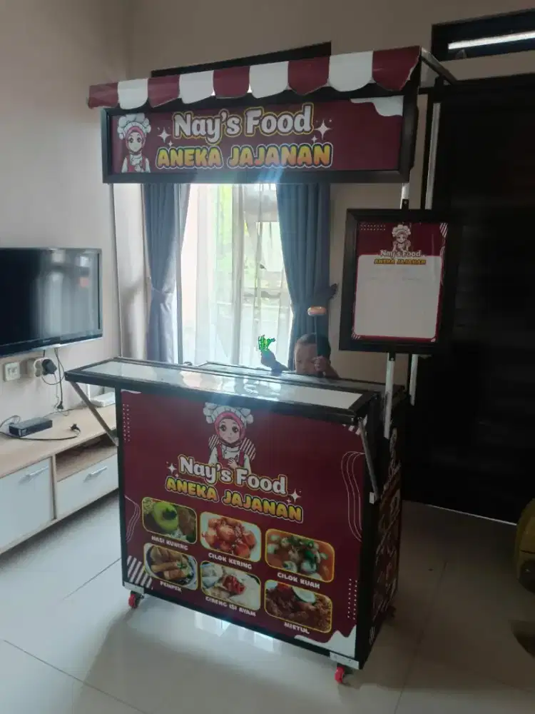 Booth roda untuk jualan