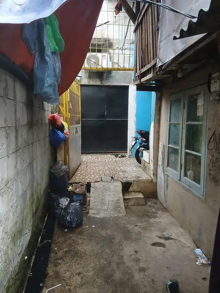 Rumah 3 petak jual butuh