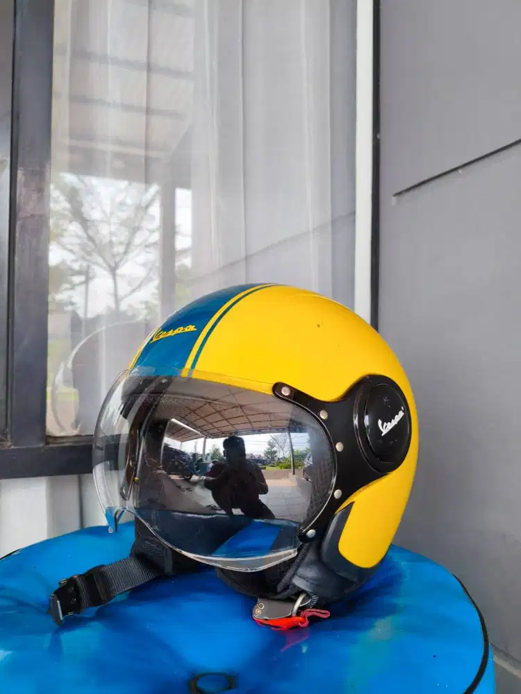 Helm Vespa Matic Yellow Kuning SNI Original Piaggio Murah