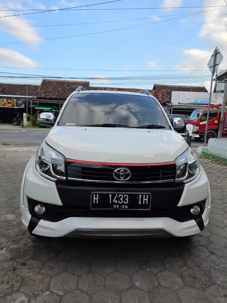 DIJUAL TOYOTA RUSH TRD ULTIMO MANUAL TAHUN 2016