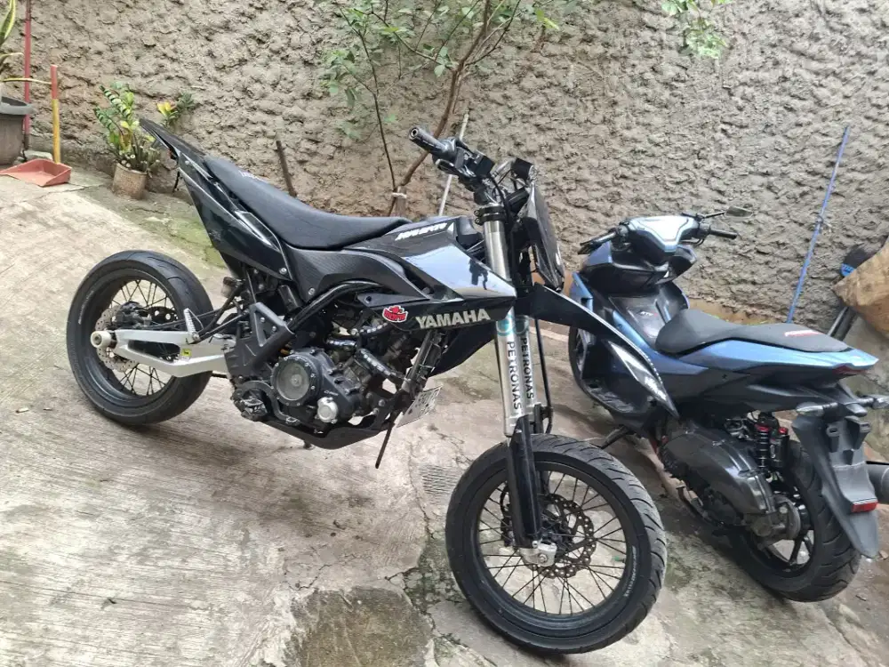 Yamaha WR 155 2025