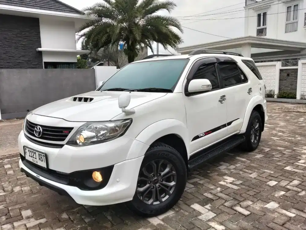 FORTUNER 2.5 VNT TRD AT 2015/2016