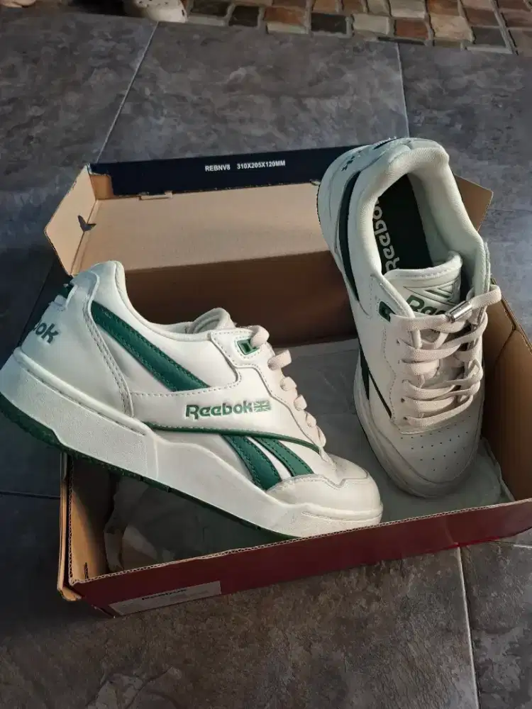 Reebok original MAP Like New full leather