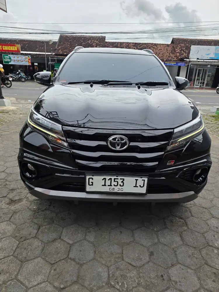 DIJUAL TOYOTA RUSH FACELIFT GR MATIC TAHUN 2025