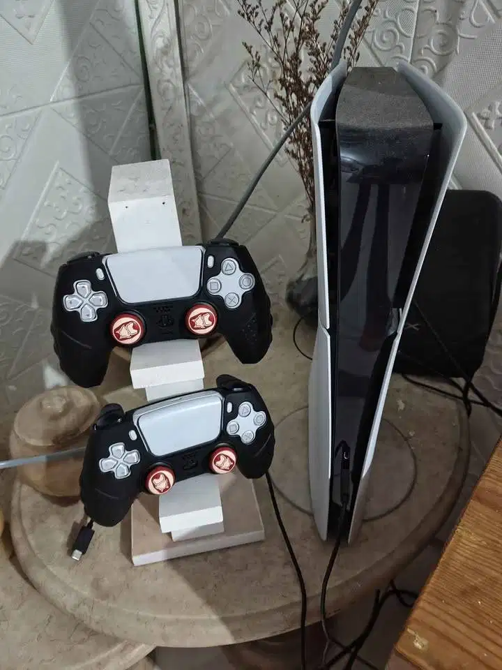 PS 5 Slim digital edition