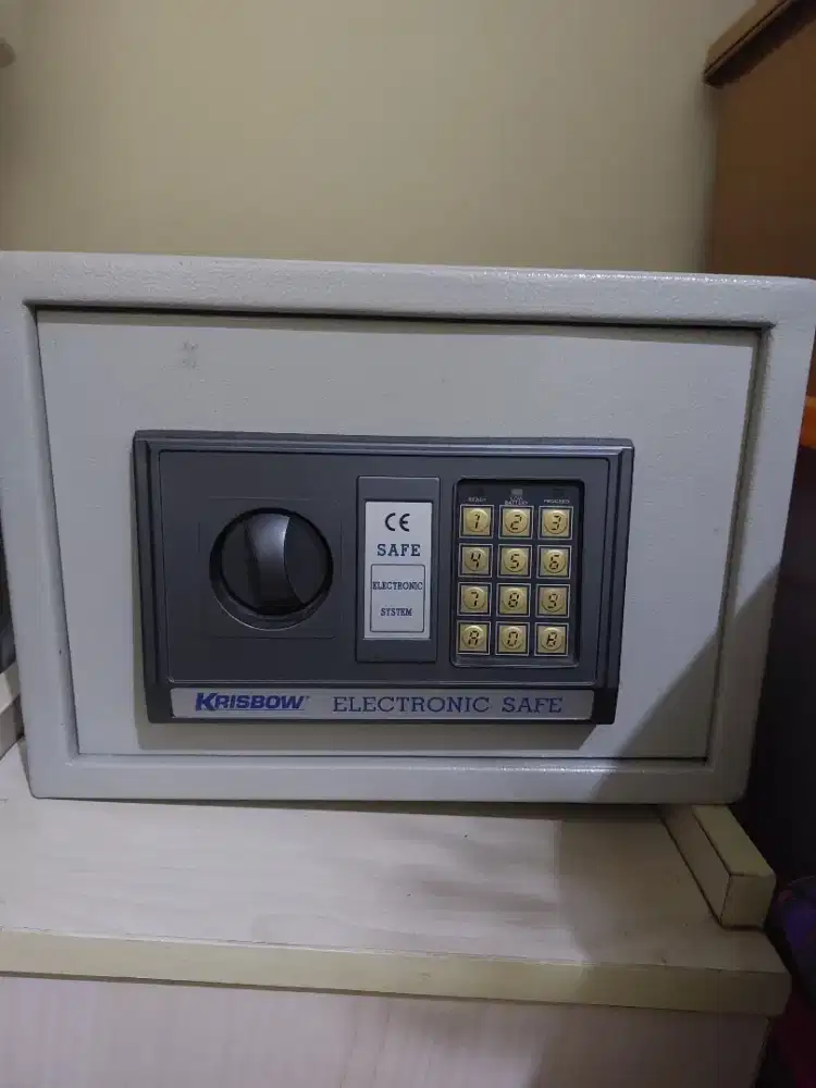 KRISBOW SAFETY BOX