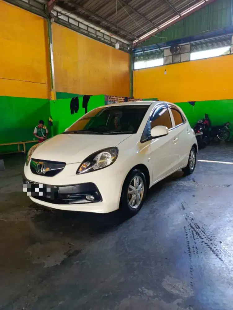 Honda Brio E Satya Manual 2015 LOW KM