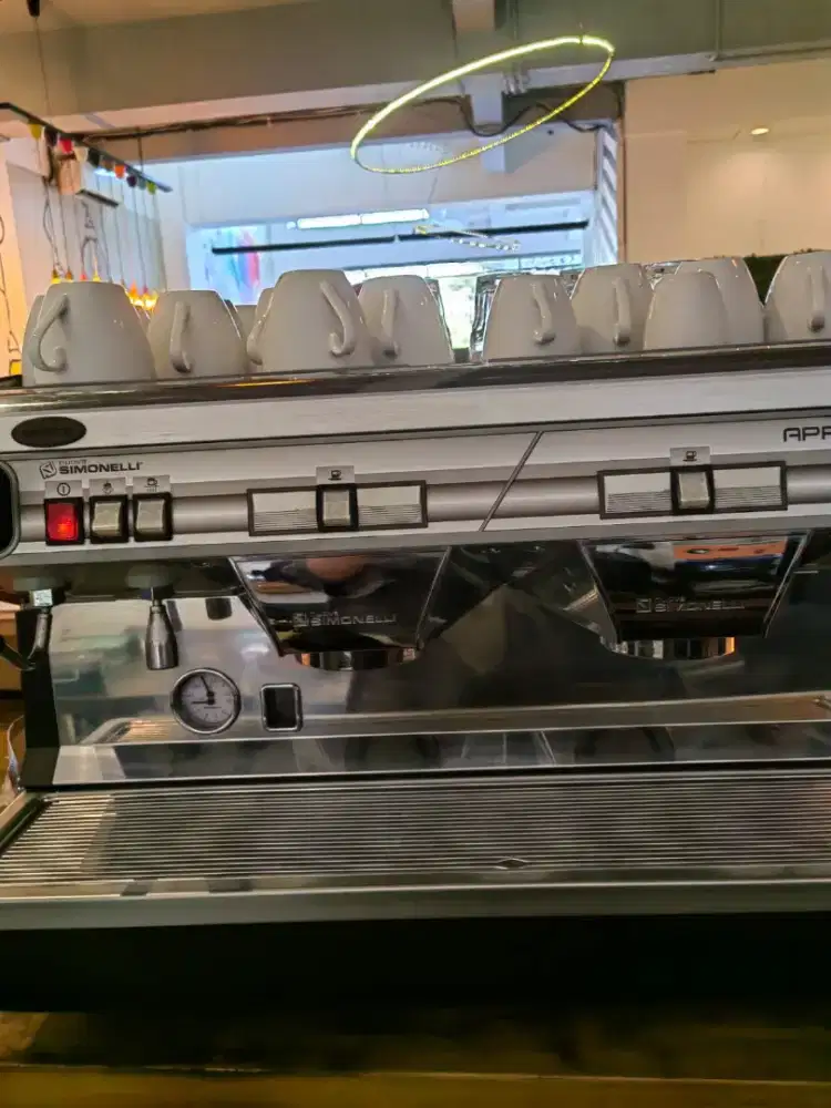 Mesin Kopi Simonelli