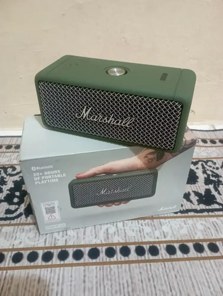 Marshall Emberton gen 1 bluetooth portable speaker original